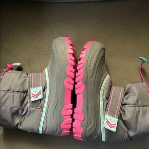 Kids Snow Boots with Pink and Gray Design
